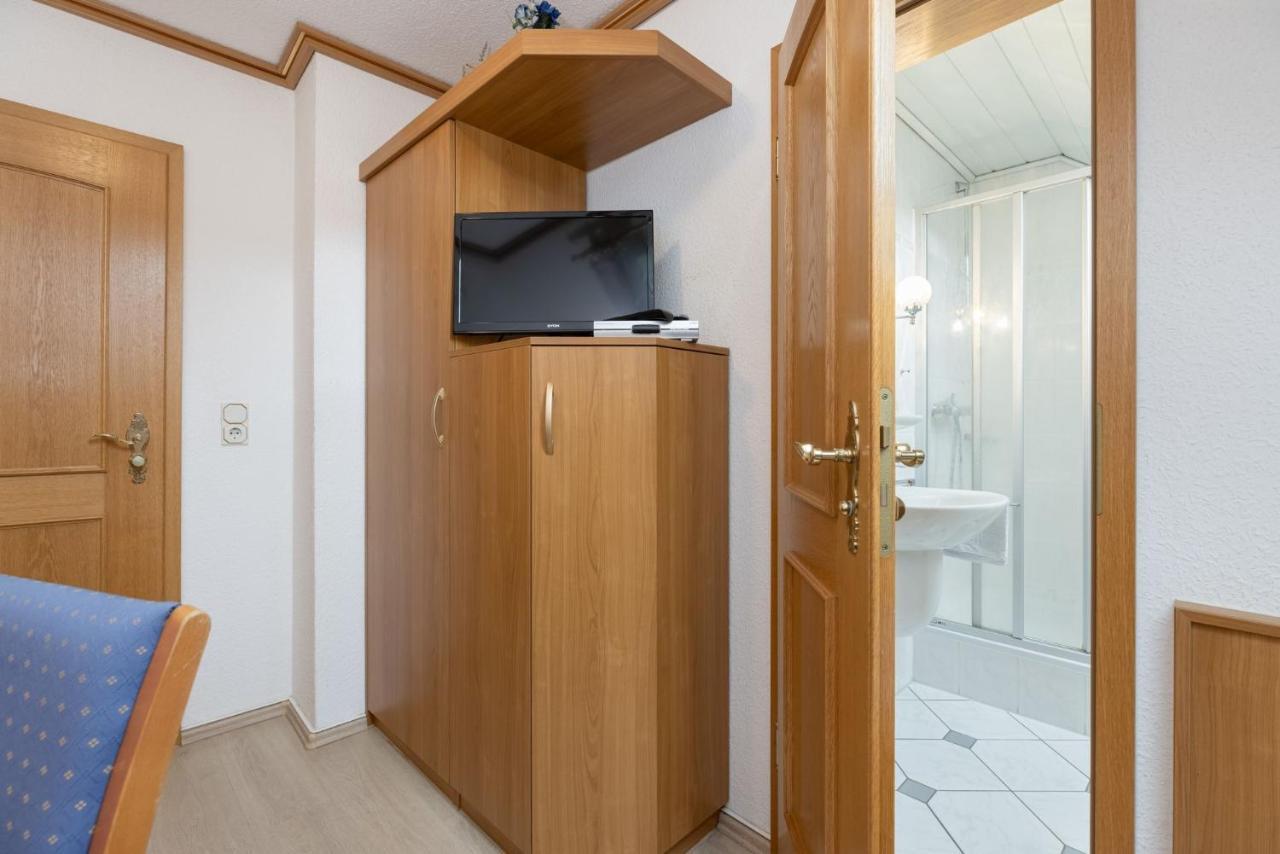 Landpension Germania Neuhausen  ภายนอก รูปภาพ