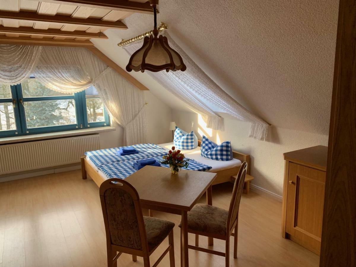 Landpension Germania Neuhausen  ภายนอก รูปภาพ